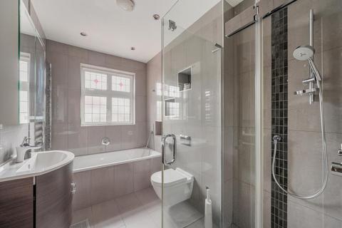 26 Winchfield Close, Harrow, HA3 0DT