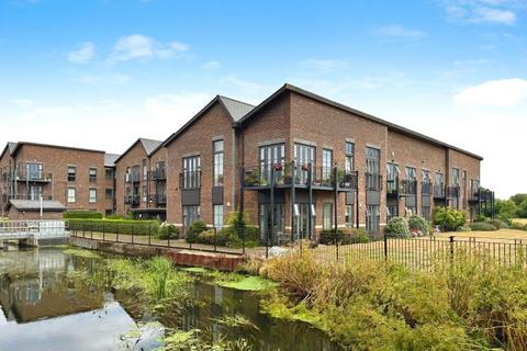 2 bedroom apartment to rent, Gresham Park Road, Old Woking, Woking, Surrey, GU22