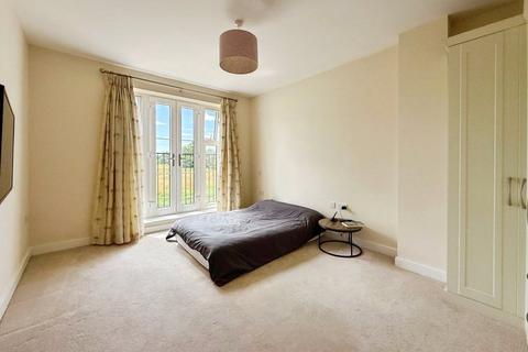 2 bedroom apartment to rent, Gresham Park Road, Old Woking, Woking, Surrey, GU22