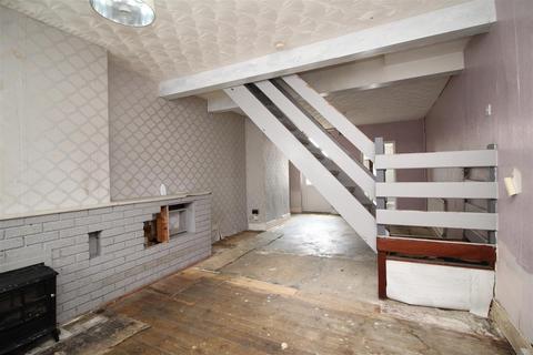 3 bedroom end of terrace house for sale, Padholme Road, Peterborough