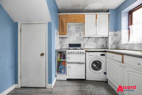 1 bedroom end of terrace house for sale, Blunden Close, Dagenham, RM8