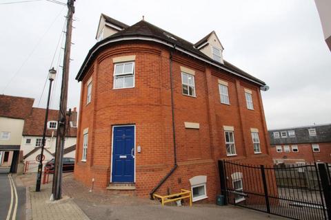 4 bedroom maisonette to rent, Colchester , CO1 1EJ
