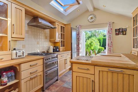 67 Ampthill Road, Maulden, Bedford, MK45 2DH