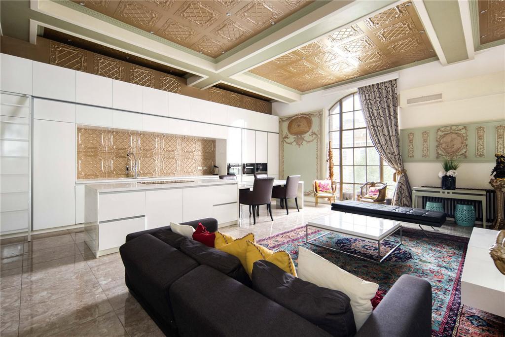 Living Area View 4