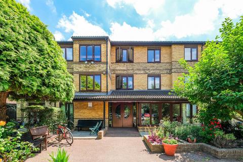 1 bedroom retirement property for sale, Oak Lodge, Wanstead