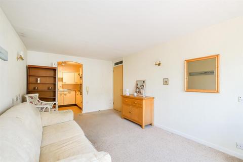 1 bedroom retirement property for sale, Oak Lodge, Wanstead