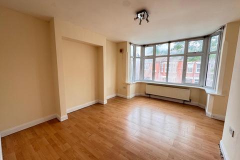 2 bedroom ground floor maisonette to rent, Ashburnham Road, Luton, Bedfordshire, LU1 1JN