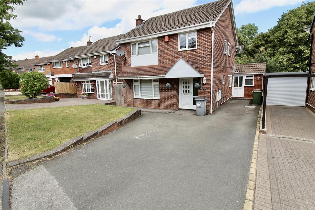 Front Garden/Driveway