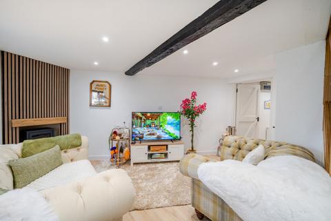 2 bedroom terraced house for sale, Court Street, Worcester WR8