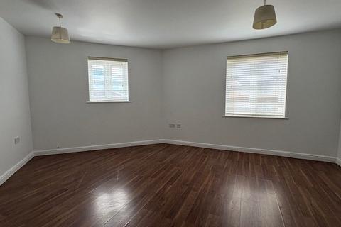 2 bedroom flat to rent, Windermere Avenue,