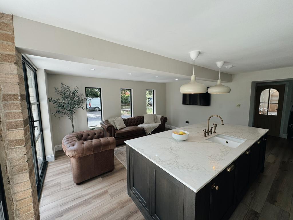 4. Kitchen