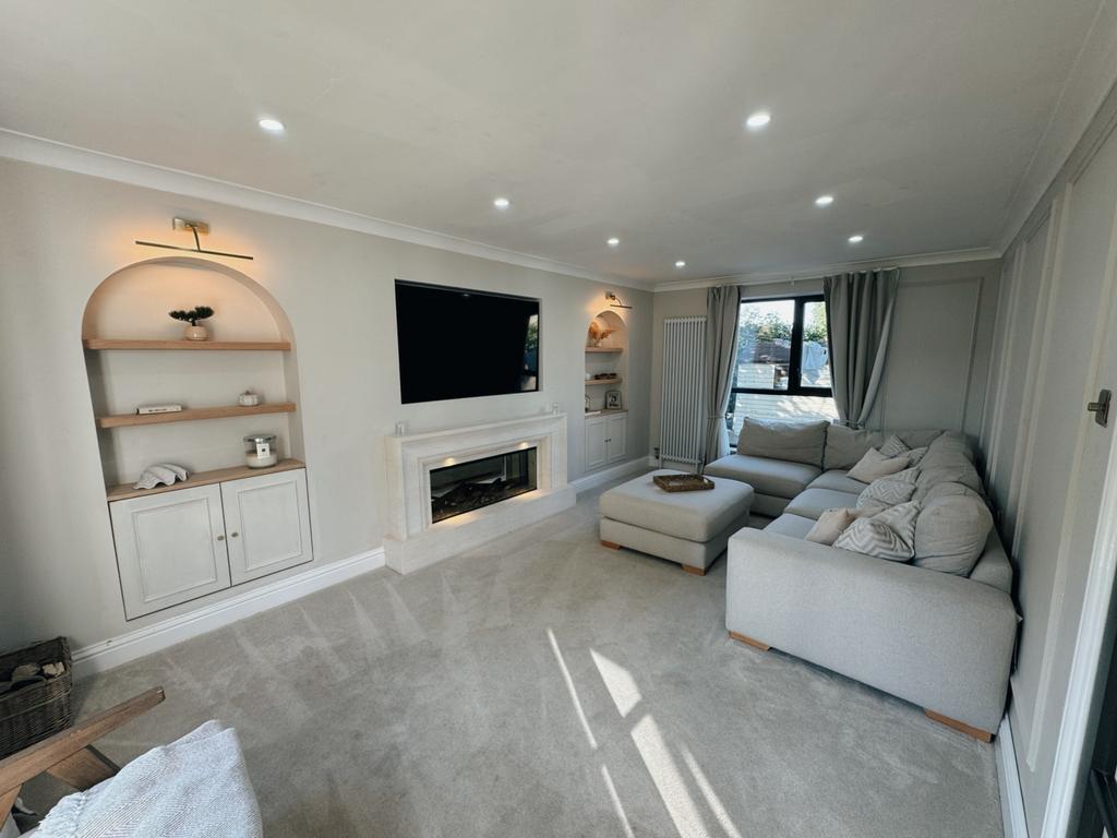 9. Lounge
