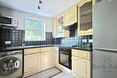 22 Croftongate Way, London, SE4 2DL