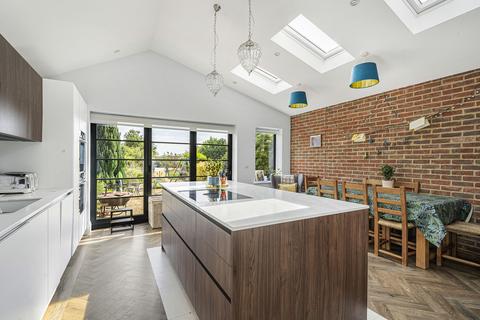4 bedroom semi-detached house for sale, Bettespol Meadows, Redbourn, St. Albans, AL3