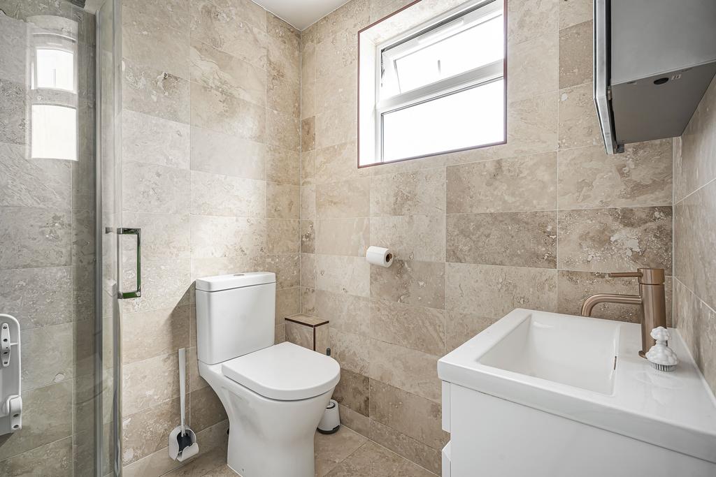 Ensuite