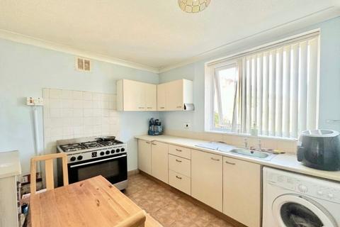6 Appleby Green, Romford, RM3 7SL