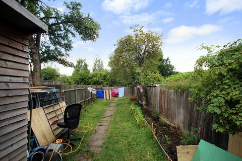 undefined, Federal Road, Perivale, Middlesex UB6