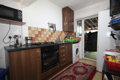 undefined, Federal Road, Perivale, Middlesex UB6