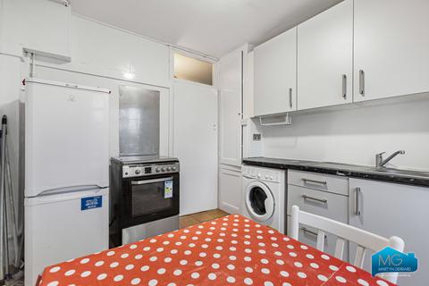 2 bedroom apartment to rent, Colney Hatch Lane, Muswell Hill, London, N10
