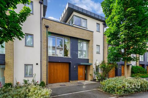 undefined, Robinson Gate, Chelmsford CM1