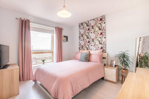 1 bedroom flat for sale, Coles Green Road, Dollis Hill, London, NW2