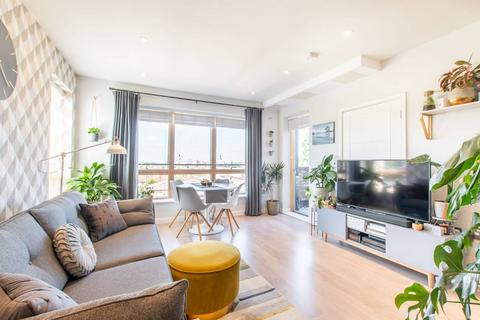 1 bedroom flat for sale, Coles Green Road, Dollis Hill, London, NW2