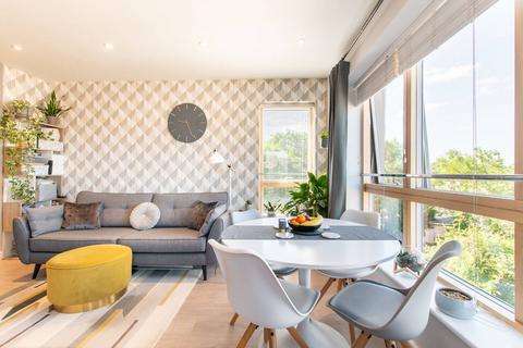 1 bedroom flat for sale, Coles Green Road, Dollis Hill, London, NW2