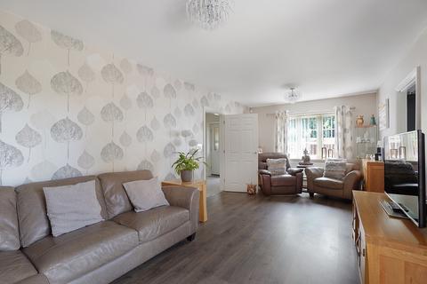 4 bedroom detached house for sale, Woods Edge, Rainham