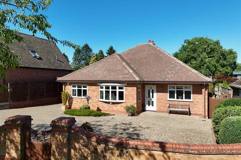 3 bedroom detached bungalow for sale, Fairfield Road, Market Harborough