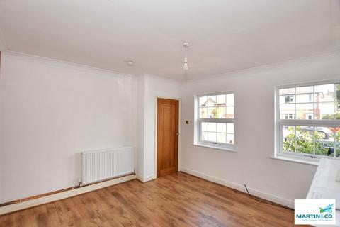 2 bedroom terraced house for sale, Strathmore Road, Hinckley