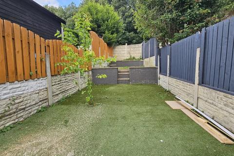 2 bedroom house to rent, Burton Road, Barnsley