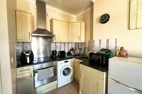 1 bedroom apartment to rent, Alison House, Westcliff-On-Sea SS0