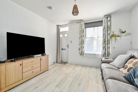 2 bedroom terraced house for sale, Cinque Ports Street, Rye, East Sussex TN31 7AD