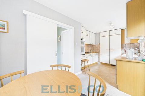 undefined, Cavendish Close, Tonbridge, Kent, TN10