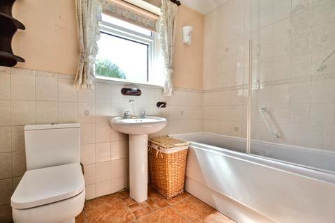 2 bedroom detached bungalow for sale, Creekmoor
