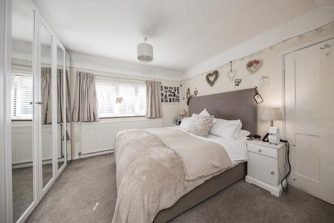 3 Down Avenue, Lamberhurst, Tunbridge Wells, TN3 8HR