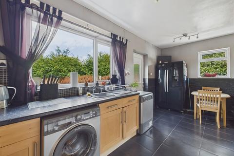 undefined, Chestnut Avenue, East Dene