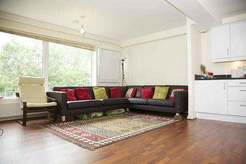 Elm Grove, WIMBLEDON SW19