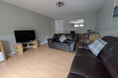 3 bedroom flat to rent, Callander St, Glasgow G20