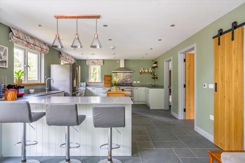 4 bedroom detached house for sale, Church Road, Tadley, Hampshire, RG26