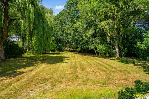 4 bedroom detached house for sale, Church Road, Tadley, Hampshire, RG26