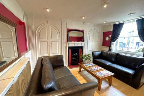 4 bedroom townhouse for sale, Laurel House, Main Street, Brampton