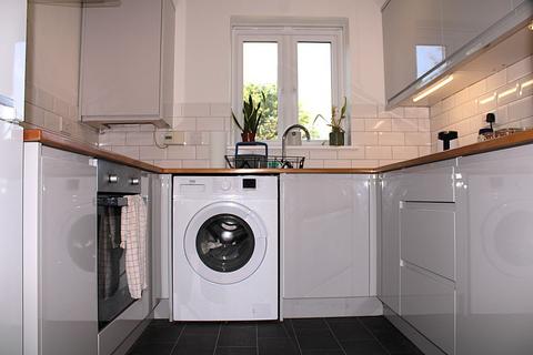 3 bedroom end of terrace house to rent, Grenadiers Drive, Chatteris