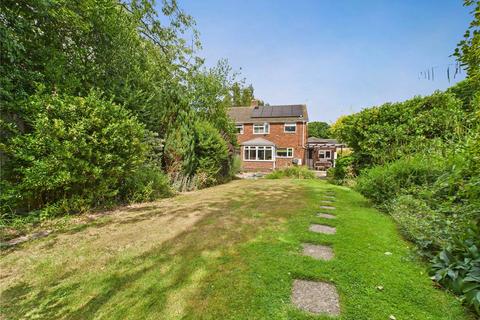 3 Maltings Close, Bures, CO8 5EJ