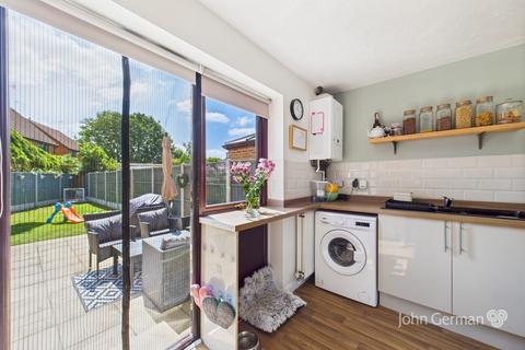 4 Eaton Close, Hatton, Derby, DE65 5ED