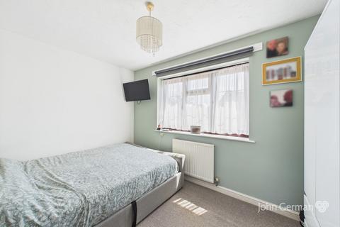 4 Eaton Close, Hatton, Derby, DE65 5ED