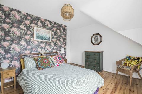 1 bedroom flat for sale, Pinfold Road, London SW16