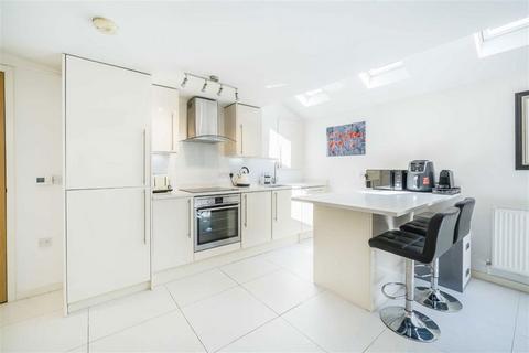 2 bedroom flat for sale, Tunstall Road, London SW9