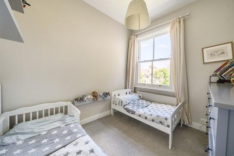 9 Cheselden Road, Guildford, GU1 3SB