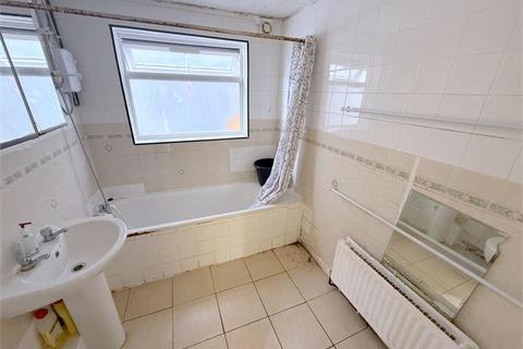 47 The Drive, Thornton Heath, CR7 8LB